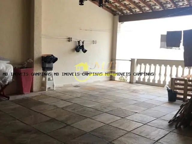 Casa com 250m² 3 quartos e 4 banheiros, à venda, no bairro Parque Universitário em Não Informado