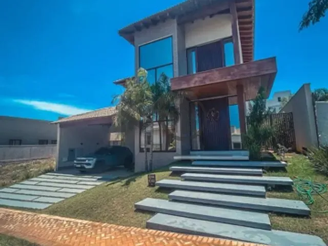 Casa com 487m² 4 quartos e 5 banheiros, à venda, no bairro Parque Residencial Tropical Ville em Cuiabá
