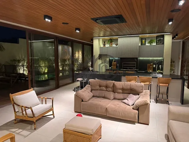 Casa com 487m² 4 quartos e 5 banheiros, à venda, no bairro Parque Residencial Tropical Ville em Cuiabá