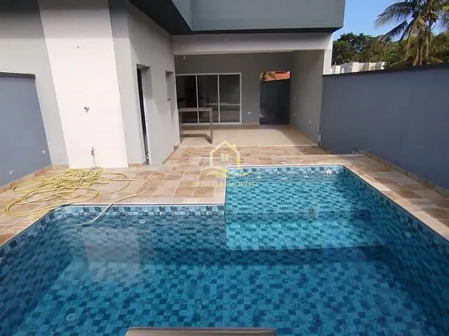 Casa com 252m² 3 quartos e 4 banheiros, à venda, no bairro Morada da Praia em Bertioga