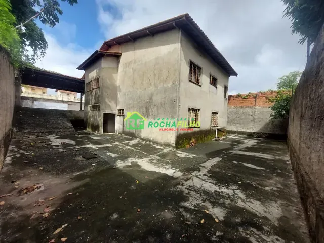 Casa com 510m² 5 quartos e 5 banheiros, à venda, no bairro Piçarreira em Teresina