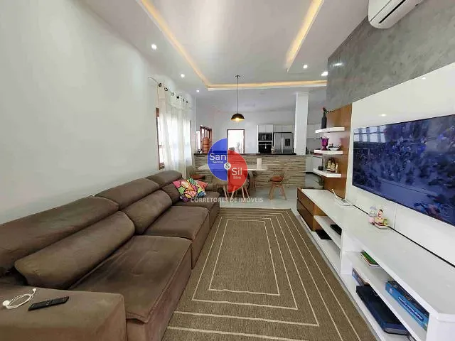 Casa com 400m² 3 quartos e 4 banheiros, à venda, no bairro Santa Dalila (Suruí) em Magé