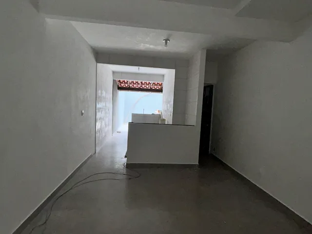 Casa 3 quartos e 1 banheiro, à venda, no bairro Aarão Reis em Belo Horizonte