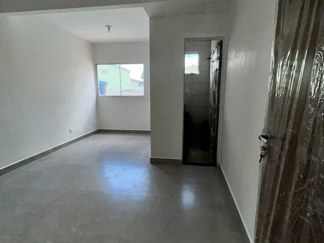 Casa 3 quartos e 1 banheiro, à venda, no bairro Aarão Reis em Belo Horizonte
