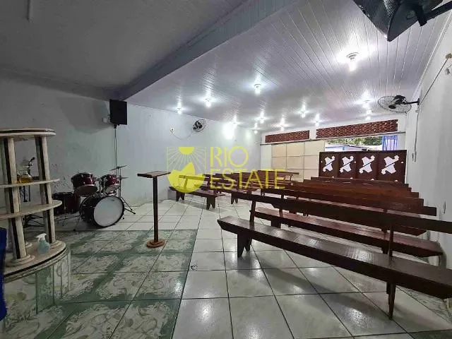Conjunto comercial com 294m², à venda, no bairro Água Limpa em Volta Redonda