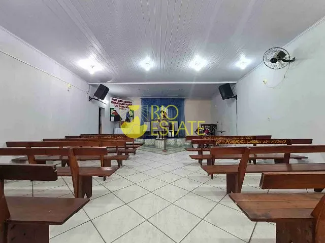 Conjunto comercial com 294m², à venda, no bairro Água Limpa em Volta Redonda
