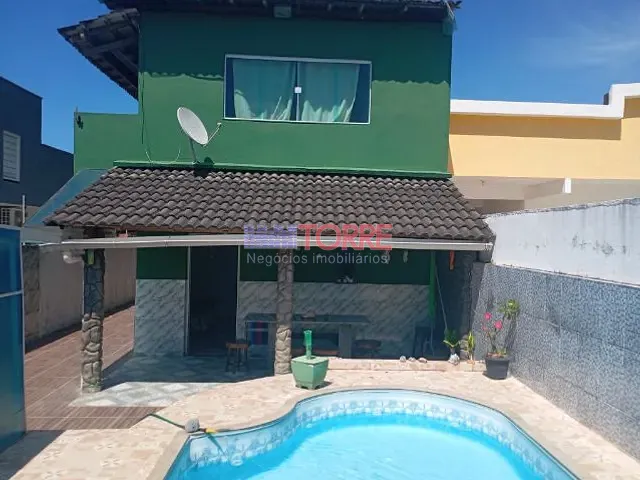 Casa com 225m² 3 quartos e 3 banheiros, à venda, no bairro Olivença em Ilhéus