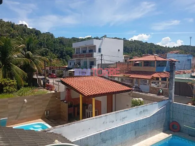Casa com 225m² 3 quartos e 3 banheiros, à venda, no bairro Olivença em Ilhéus