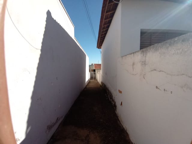 Casa com 360m² 2 quartos e 1 banheiro, à venda, no bairro Jardim Bela Vista em São João da Boa Vista