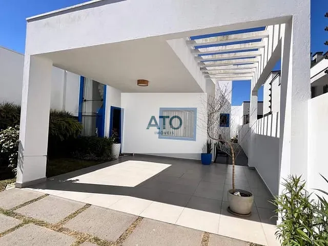 Casa 3 quartos e 2 banheiros, à venda, no bairro Areias em Tijucas