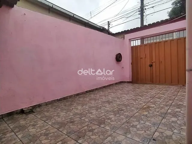 Casa com 70m² 1 quarto e 1 banheiro, para alugar, no bairro Minaslândia em Belo Horizonte