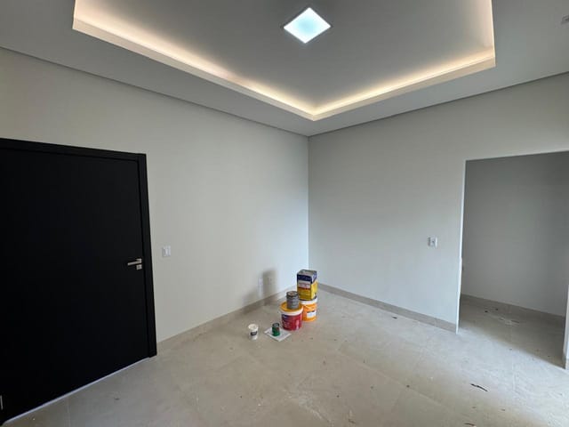 Casa com 300m² 3 quartos e 2 banheiros, à venda, no bairro Loteamento Quatro Estações Boulevard em Sinop