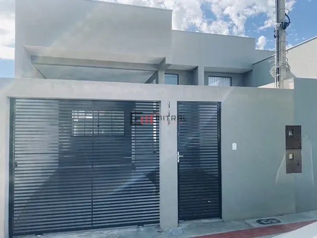 Casa 2 quartos e 2 banheiros, à venda, no bairro Jardim dos Estados em Londrina