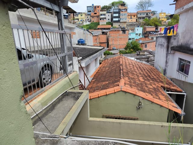 Casa com 300m² 5 quartos e 2 banheiros, à venda, no bairro Jardim das Flores em São Paulo