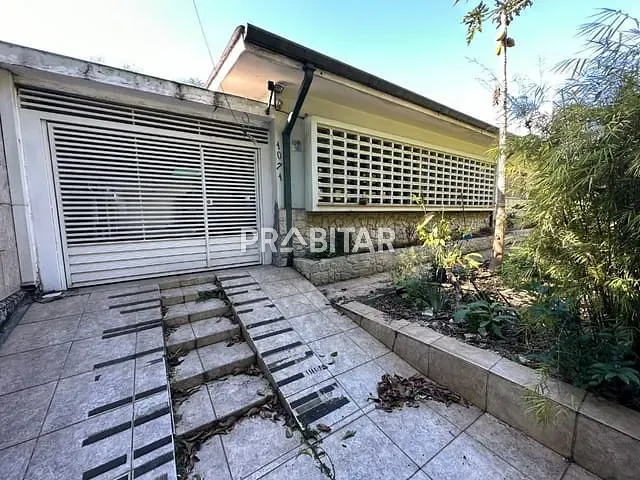 Casa com 386m² 3 quartos e 2 banheiros, à venda, no bairro Alto da Lapa em São Paulo