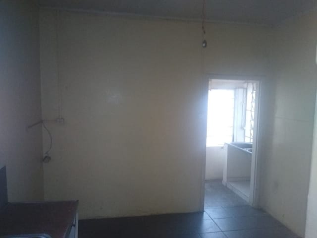 Casa com 110m² 2 quartos e 1 banheiro, à venda, no bairro Jardim Bela Vista em São João da Boa Vista