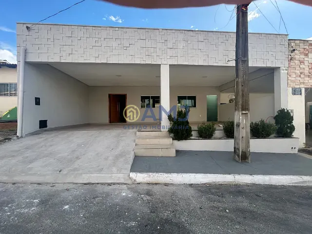 Casa 3 quartos e 2 banheiros, à venda, no bairro Parque João Braz - Cidade Industrial em Goiânia