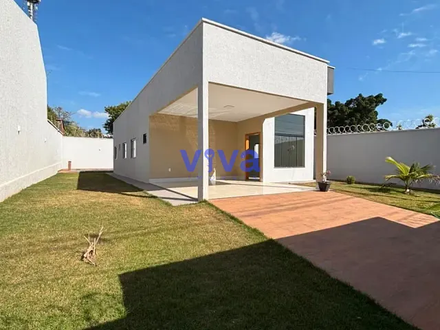 Casa com 390m² 3 quartos e 3 banheiros, à venda, no bairro Vila Oliveira em Aparecida de Goiânia