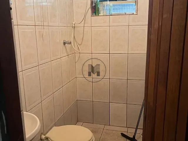 Casa com 300m² 2 quartos e 2 banheiros, à venda, no bairro Vila Santa Monica em Guaratinguetá