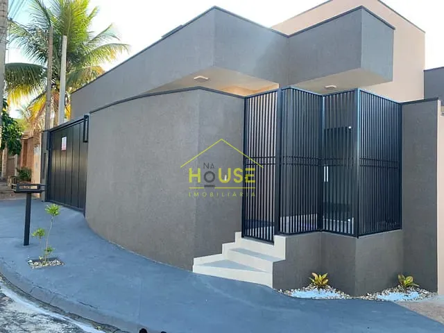 Casa com 151m² 3 quartos e 2 banheiros, à venda, no bairro Park Residencial Colinas em Votuporanga