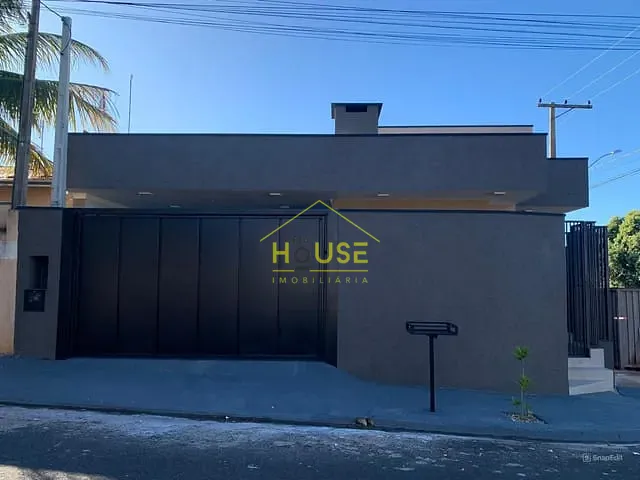 Casa com 151m² 3 quartos e 2 banheiros, à venda, no bairro Park Residencial Colinas em Votuporanga