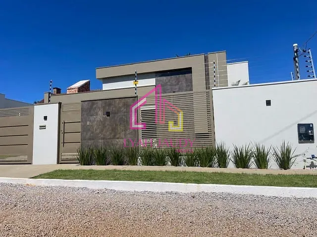 Casa com 324m² 3 quartos e 2 banheiros, à venda, no bairro Bom Clima em Chapada dos Guimarães