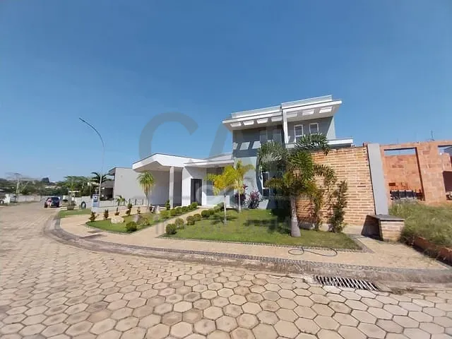 Casa com 290m² 3 quartos e 3 banheiros, à venda, no bairro Vargeão em Jaguariúna