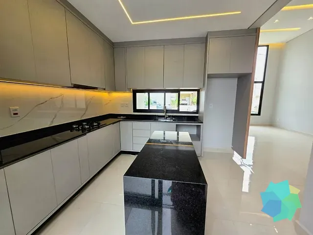 Casa com 180m² 3 quartos e 2 banheiros, à venda, no bairro Jardim Santa Cruz em Salto