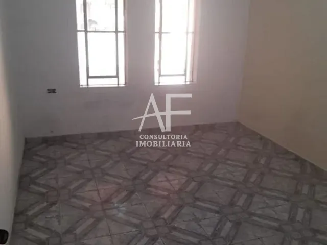 Casa com 175m² 3 quartos e 1 banheiro, à venda, no bairro Jardim Bela Vista em Taubaté