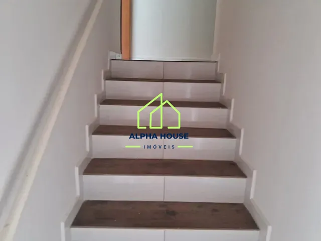 Casa 2 quartos e 2 banheiros, à venda, no bairro Jardim Sandra Maria em Taubaté