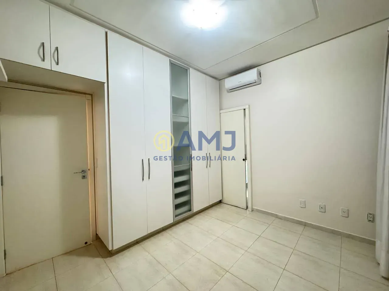 Casa, 3 quartos, 231 m² - Foto 14