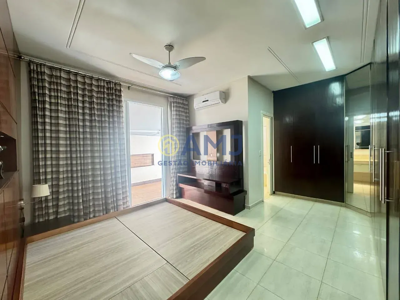 Casa, 3 quartos, 231 m² - Foto 17