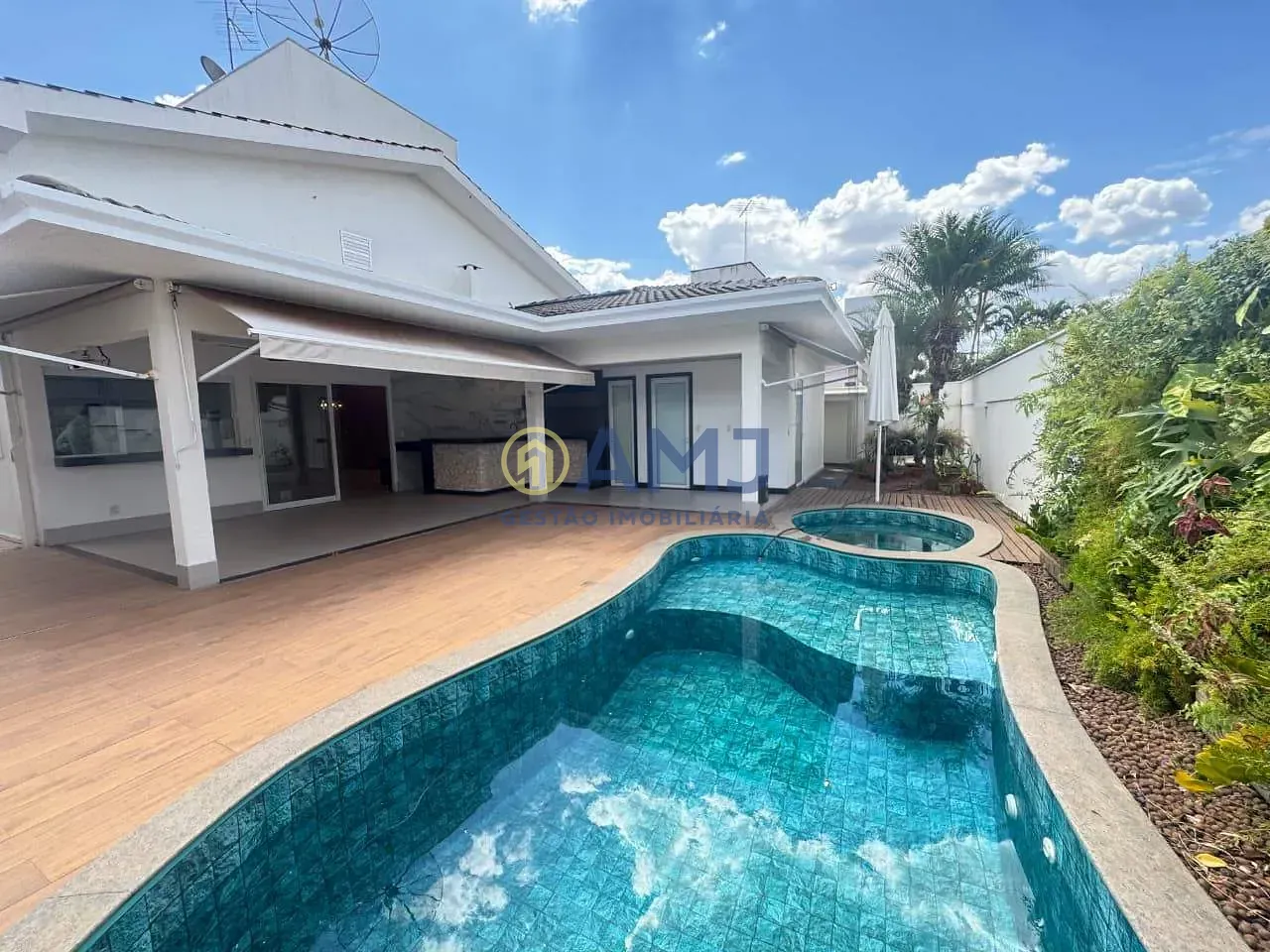 Casa, 3 quartos, 231 m² - Foto 25