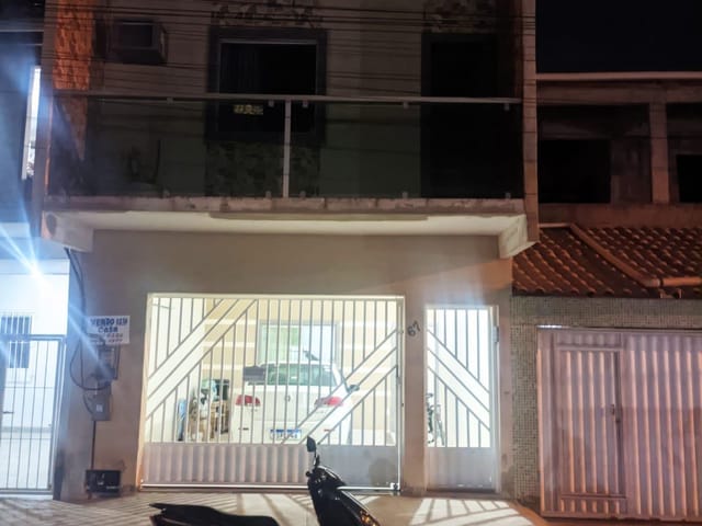 Casa com 135m² 3 quartos e 3 banheiros, à venda, no bairro Vivendas do Coqueiro I em Campos dos Goytacazes
