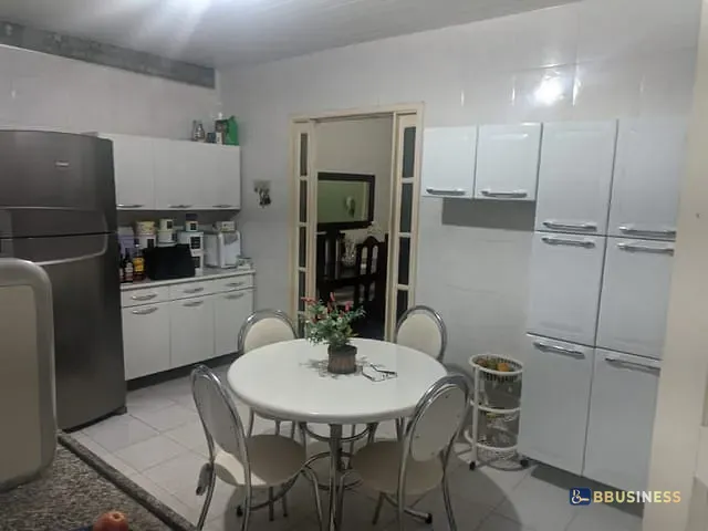 Casa com 135m² 3 quartos e 3 banheiros, à venda, no bairro Vivendas do Coqueiro I em Campos dos Goytacazes