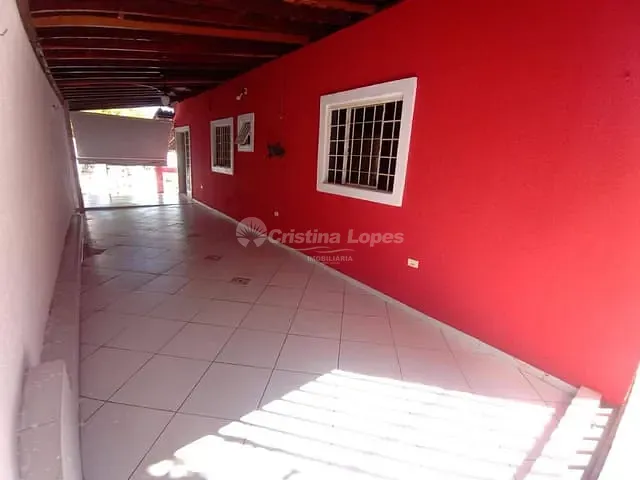 Casa com 300m² 3 quartos e 2 banheiros, à venda, no bairro Porto do Centro em Teresina