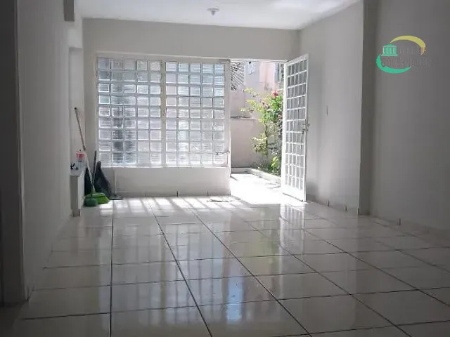 Casa com 263m² 2 quartos e 2 banheiros, à venda, no bairro Vila Industrial em Campinas