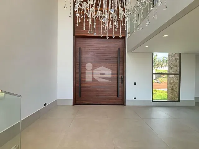 Casa com 800m² 4 quartos e 8 banheiros, à venda, no bairro Condomínio Costa do Sol em Rolândia