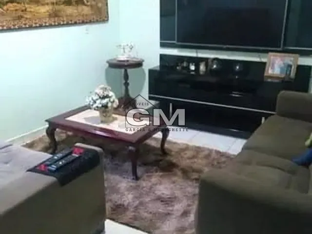 Casa com 250m² 4 quartos e 2 banheiros, à venda, no bairro Vila Amélia em Ribeirão Preto