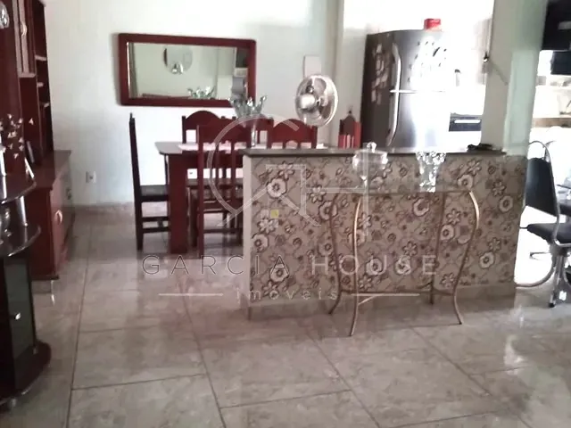 Casa com 250m² 4 quartos e 2 banheiros, à venda, no bairro Vila Amélia em Ribeirão Preto
