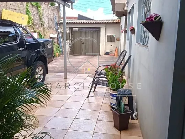 Casa com 250m² 4 quartos e 2 banheiros, à venda, no bairro Vila Amélia em Ribeirão Preto