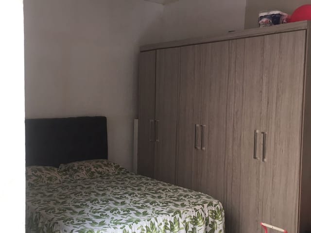 Casa com 125m² 1 quarto e 1 banheiro, à venda, no bairro Loteamento Residencial Novo Mundo em Campinas