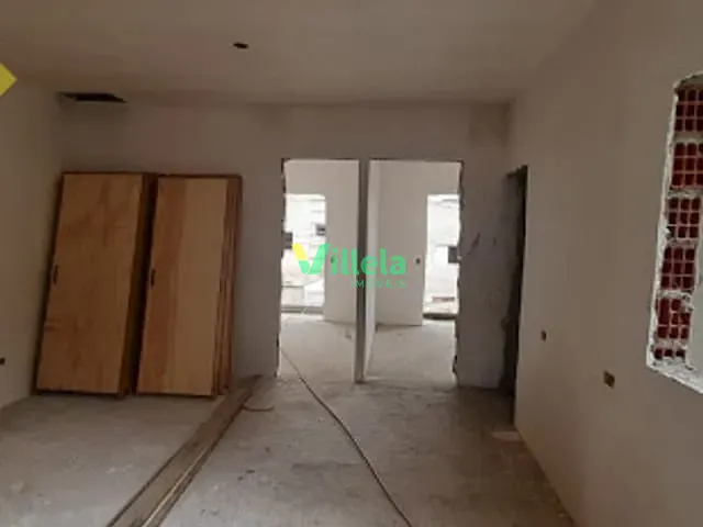 Casa 2 quartos e 1 banheiro, à venda, no bairro Vila Ferlópolis em Itaquaquecetuba