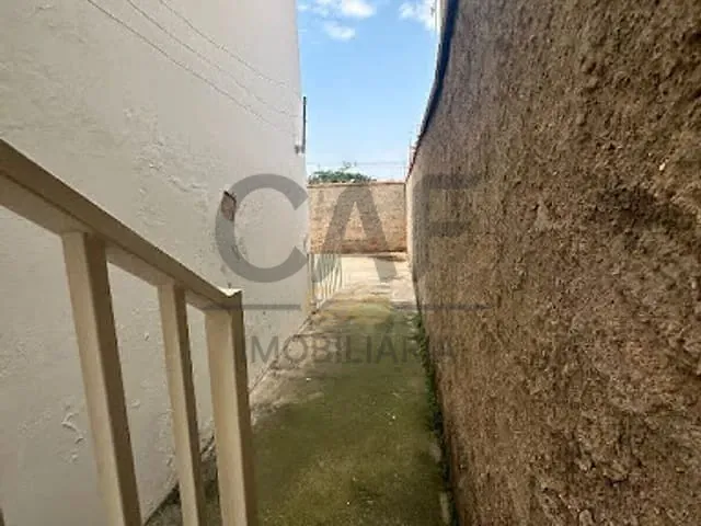 Casa com 300m² 3 quartos e 2 banheiros, à venda, no bairro Jardim Santa Mercedes em Jaguariúna