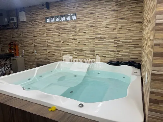 Casa com 218m² 2 quartos e 2 banheiros, à venda, no bairro Jardim Buriti Sereno em Aparecida de Goiânia