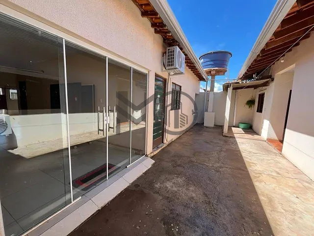 Casa com 200m² 4 quartos e 2 banheiros, à venda, no bairro Morada da Serra em Cuiabá