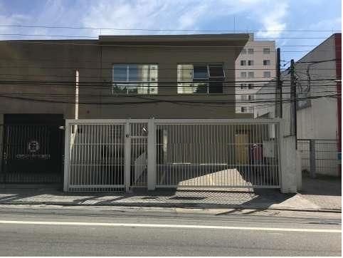 Casa com 590m², para alugar, no bairro Butantã em São Paulo