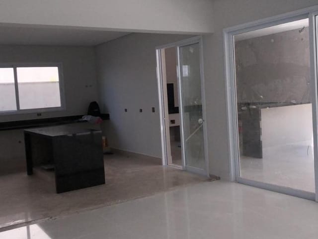 Casa com 570m² 4 quartos e 4 banheiros, à venda, no bairro Residencial Tambore III em Santana de Parnaíba