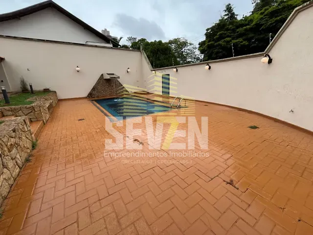 Casa com 300m² 2 quartos e 3 banheiros, à venda, no bairro Jardim Estoril em Bauru