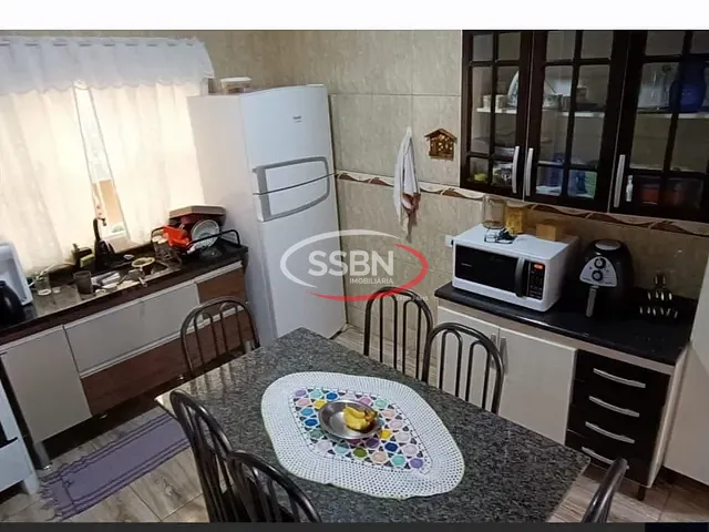 Casa com 160m² 3 quartos e 1 banheiro, à venda, no bairro Jardim Campos Verdes em Nova Odessa